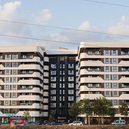 Himson-Brown Apartment Yaş Dış mekan fotoğraf