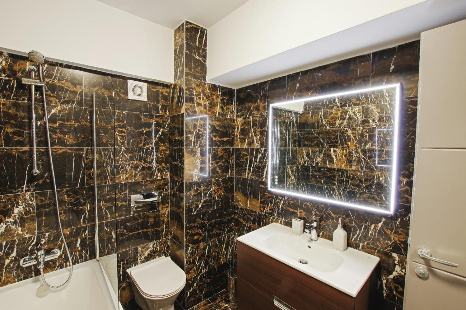 Himson-Brown Apartment Yaş Dış mekan fotoğraf